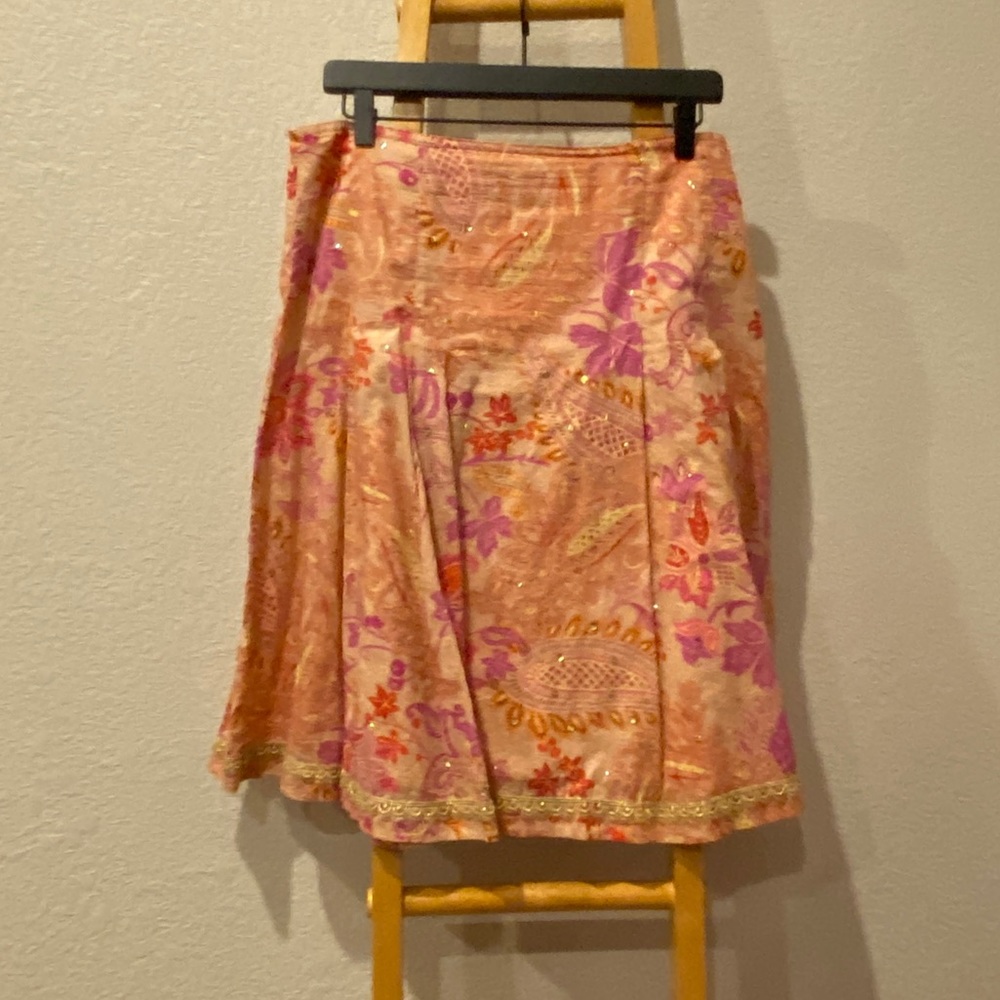 Express Peach-Pink Paisley A-Line Skirt with Gold Hem